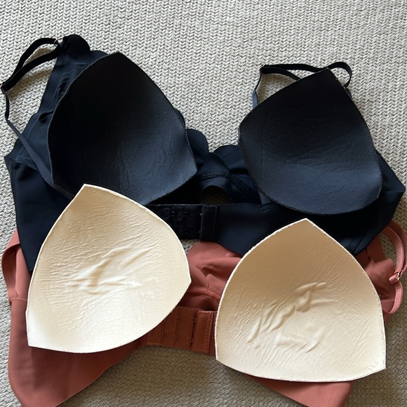 Two Danskin bras - Picture 8 of 9